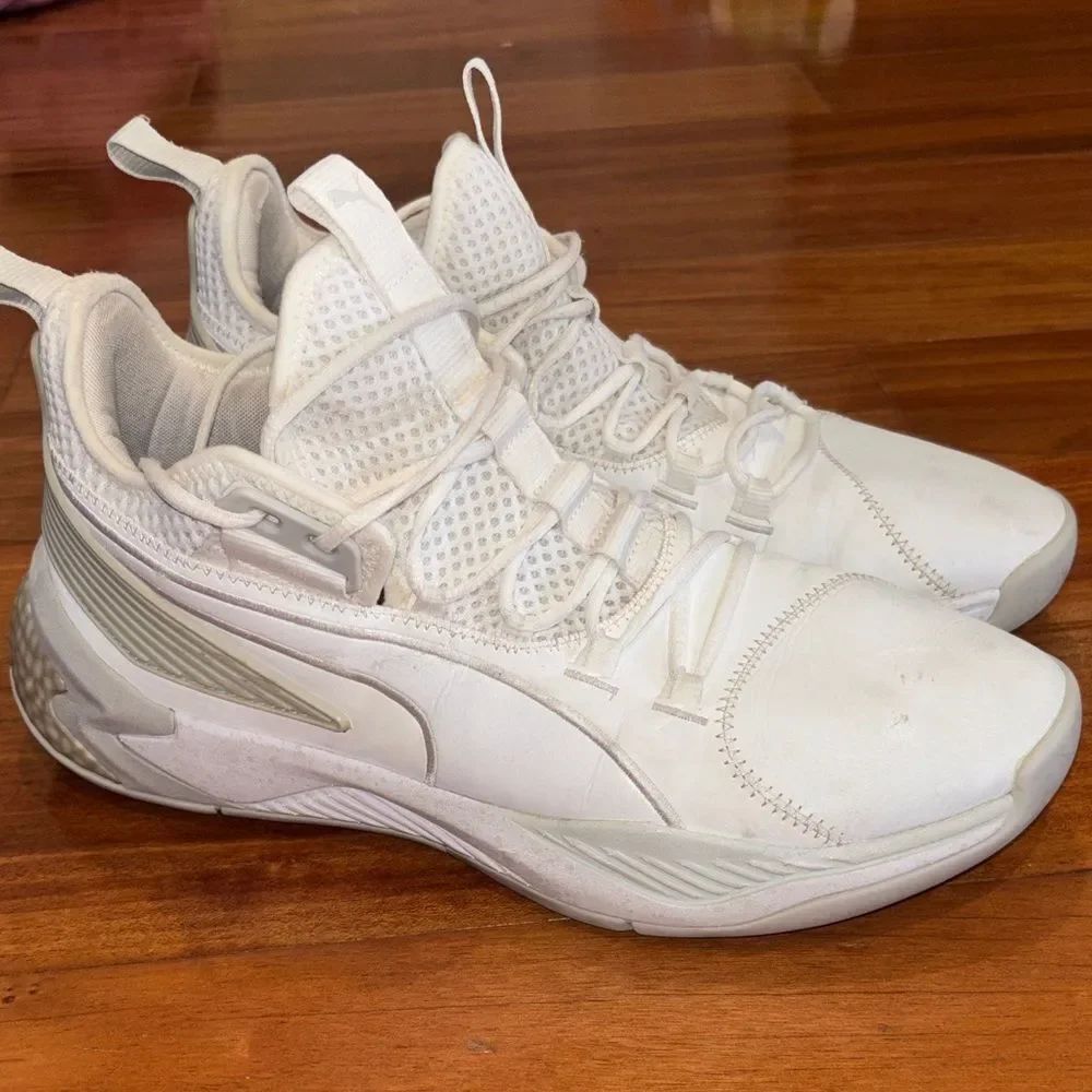 Puma Men's white cream basketball Athletic Shoes sneakers size 11